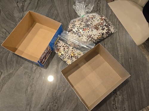 Charles Wysocki Gifts, Antiques, and Cakes 1000 P Puzzle Used Complete Hasbro MB - Picture 8 of 10