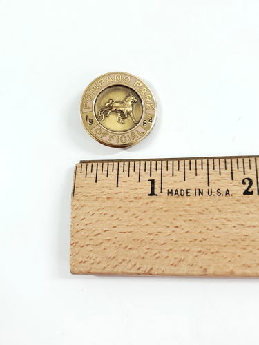 1964 Vintage 10K GF Gold Filled Pompano Park Official Harness Horse Racing Pin - Picture 4 of 4