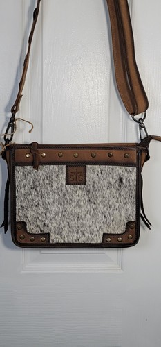 STS Ranchwear Mae Cowhide Crossbody Concealed Carry Bag  - Picture 11 of 11