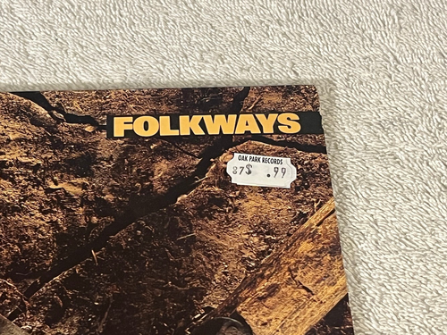 FOLKWAYS TRIBUTE TO WOODY GUTHRIE + LEADBELLY -1988 LP: DYLAN,SPRINGSTEEN:EX/VG+ - Picture 2 of 10