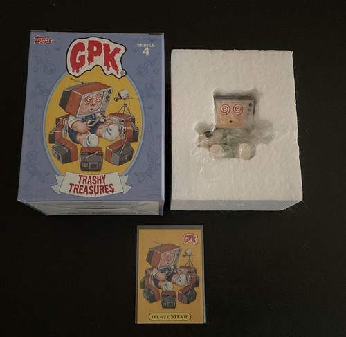 2021 GPK Garbage Pail Kids Series 4 Trashy Treasures Green Tee-Vee Stevie Figure - Picture 2 of 2