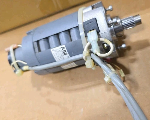 ABB UGTMEM-03LBB11 Mini Series DC Servo Motor UGTMEM-03LB27SR Charmilles YASKAWA