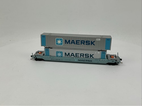 Con-Cor N Scale 001-603107 (02) Maersk Twin Stack Container Car #250126 - Picture 6 of 12