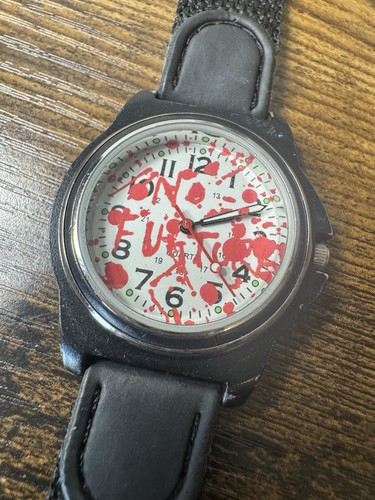 Custom Mod handbemalte "No Future" Blood Splatter Style Uhr neue Batterie - Bild 3 von 6