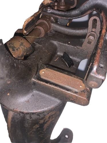 Wilcox And Gibbs Sewing Machine For Parts Or Repair Serial Number BS-640140 - Imagen 6 de 10