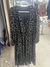 Banana Republic Abstract Print Black White Midi Dress Size L –  Long Sleeve