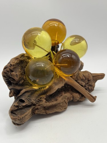 Vintage Amber Lucite Grapes Cluster On Burl Wood Knot 1960s - Picture 6 of 12