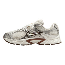 Nike V5 RNR Women's Shoes Sail/Fauna Brown/Phantom/Light Orewood Brown