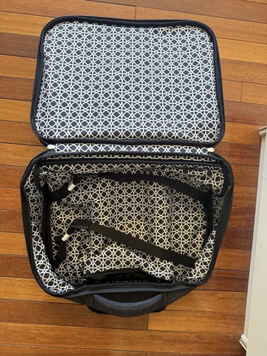 Vera Bradley Travel Roller - Picture 3 of 6