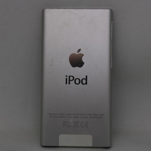 Apple iPod nano 7. Generation Silber (16GB) Bluetooth / MP3 Player / vom Händler - Bild 2 von 6