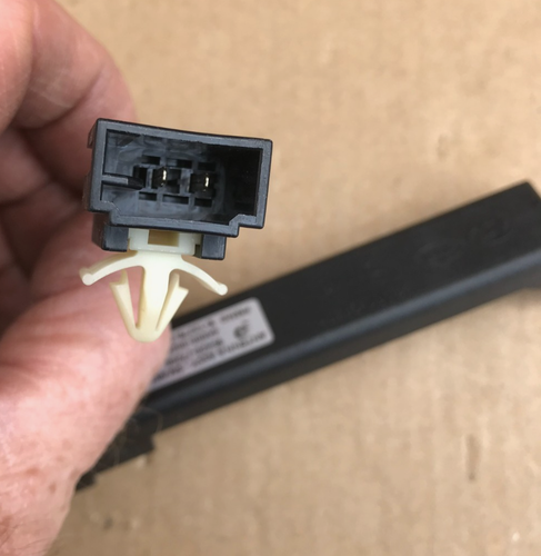 Kia Keyless Entry Antenna Module - 95420J7200 **Genuine New Kia OEM part** - Picture 4 of 10