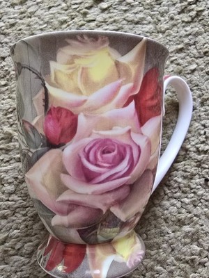 Tasse aus der Kollektion  Posey von Maxwell & Williams