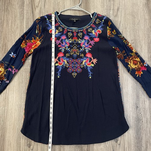 Calessa Colorful Embroidered Tunic Top Blue Floral Animal Print EXCELLENT Sz S - Picture 12 of 12