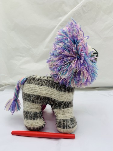 León Twoolies totalmente hecho a mano 100 % fibra natural 8” de alto decoración de animales de peluche - Imagen 9 de 11