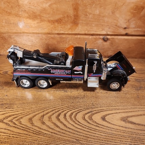 JADA TOYS ROAD RIGZ PETERBILT MODEL 379 1:32 AMERICAN TOWING CO. MOVING PARTS - Picture 5 of 11