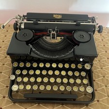 Royal Portable Typewriter 1934 Model with Original Case thumbnail