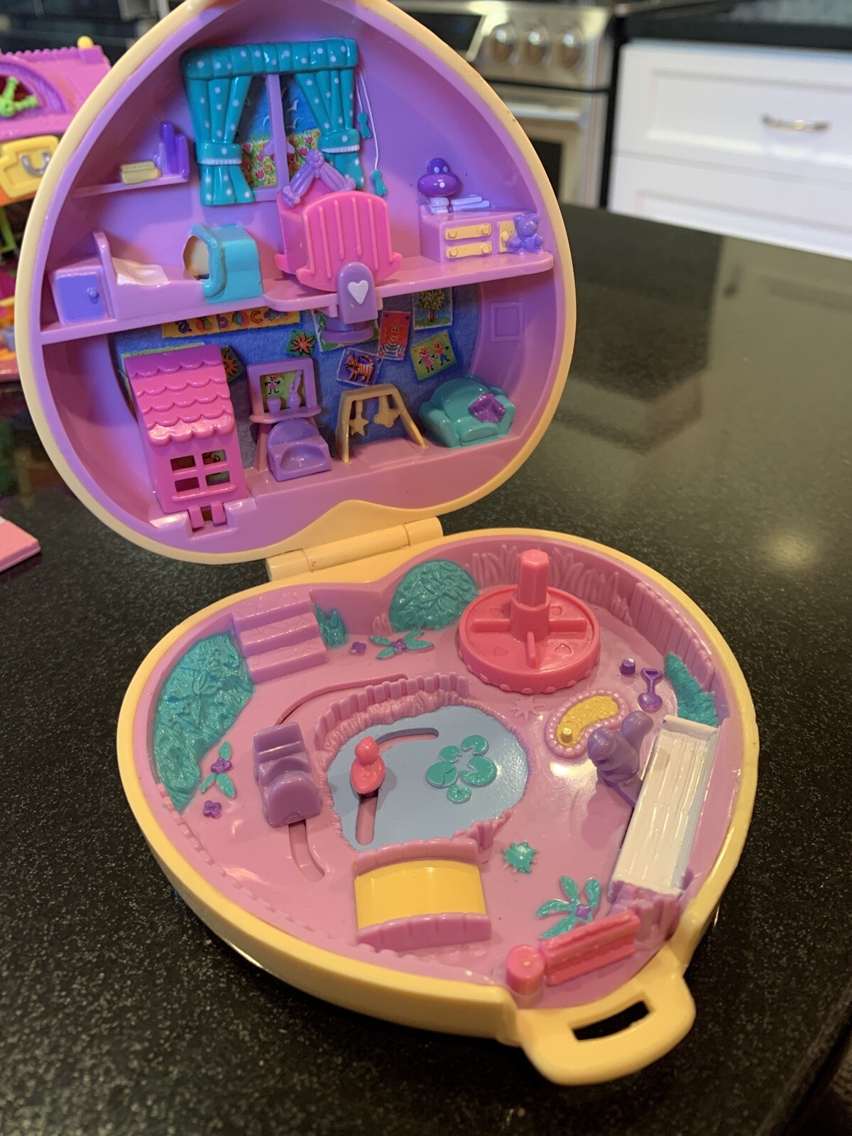 polly pocket strollin baby