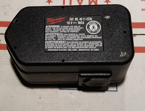 BP4) Battery Case Release Clip Only for; Milwaukee #48-11-2230 Ni-Cd 18V Batt. - Picture 3 of 3