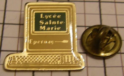 APPLE computer EPERNAY CHAMPAGNE SAINTE MARIE pin badge Mac MACINTOSH