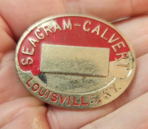 Vintage SEAGRAMS - CALVERT Louisville Workers Badge - Picture 1 of 2