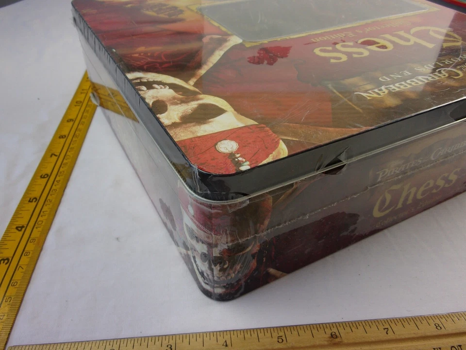 NEW PIRATES of the CARIBBEAN at Worlds End Chess Game 2007 COLLECTORS EDITION - Image 4 of 4