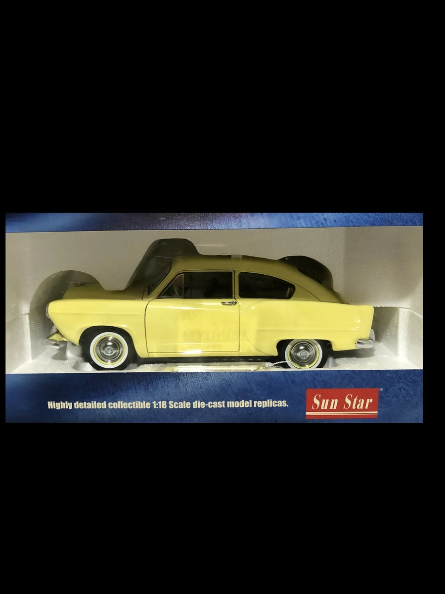 Sunstar Kaiser Henry J. 1951 USA 1:18 édition Luxe Jaune Citron NEUF BOITE