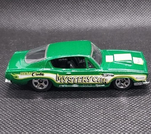 HOT WHEELS Loose MYSTERY CAR Hemi Cuda (Green Version) - Picture 3 of 7