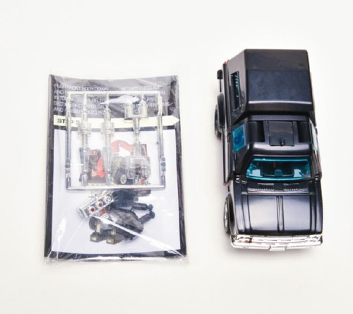 TRANSFORMERS G1 Reissue Trailbreaker and Hoist Free SpeedPAK Shipping - Picture 4 of 25