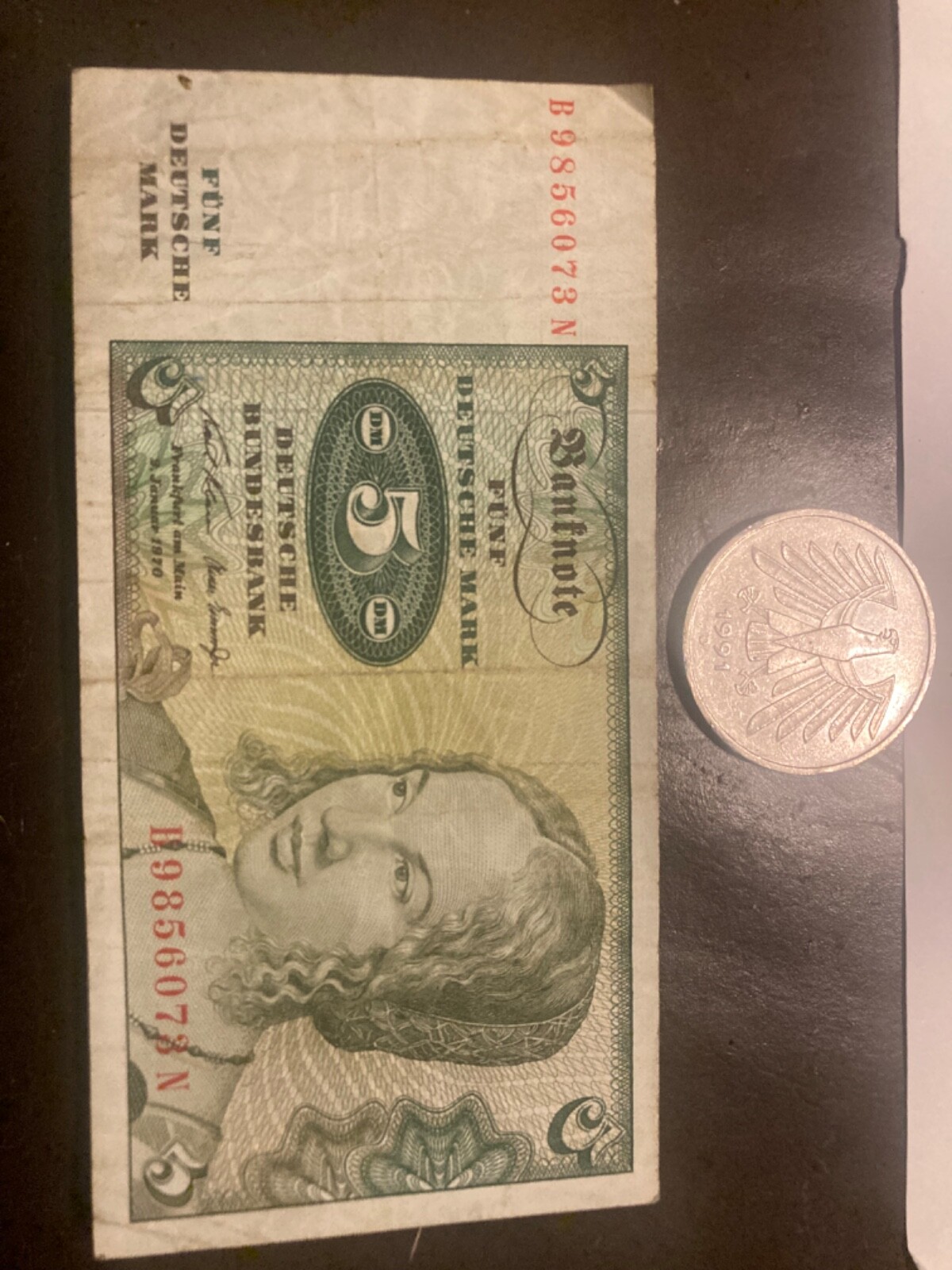 Picture 1 of 2
