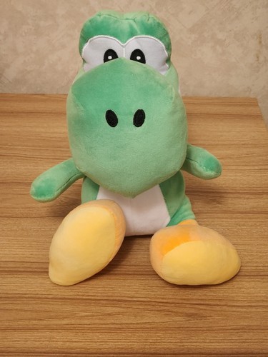 Nintendo Super Mario Bros Yoshi Plush 10.5" - Bild 1 von 4
