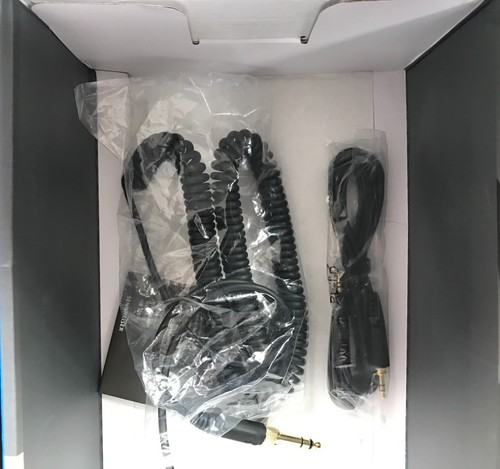 Sennheiser HD 400 Pro Studio Reference Headphones - Black - Picture 5 of 9