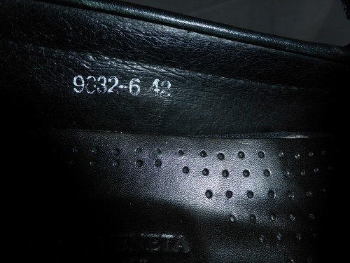ZAPATO MOCASÍN BOTTEGA VENETA HOMBRE CUERO NEGRO SIN CORDONES TALLA UK 8 EU 42 US 9 EN MUY BUENA CONDICIÓN - Imagen 23 de 24