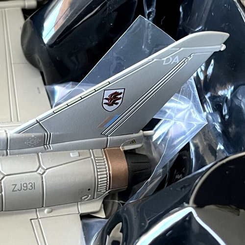 Corgi 1:72 Eurofighter Typhoon F.Mk 2 RAF No.11 Sqn, RAF Coningsby, 2007 England - Foto 14 di 21