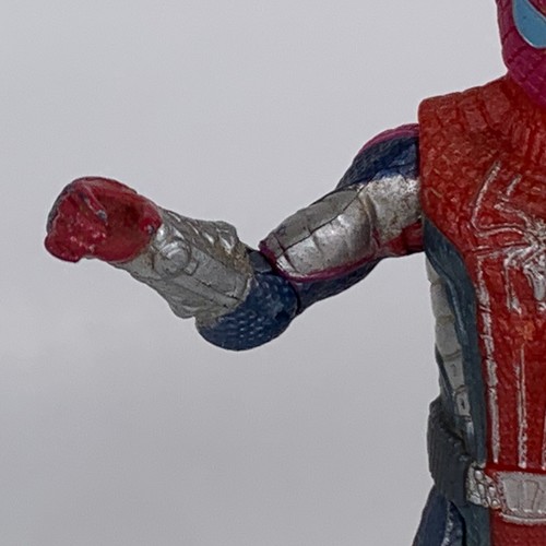 Spider-Man Fig Metallic Armor Marvel Universe infinite 3.75" Spiderverse Legends - Picture 4 of 13