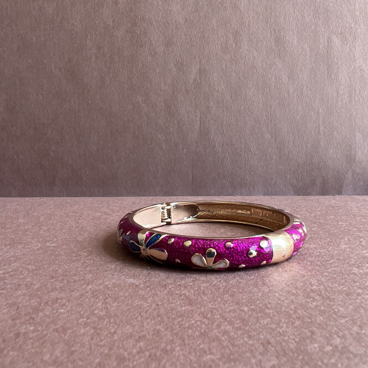 Vintage Jiu Long Xing Gold Tone Cloisonné Cerise Enamel Vintage Jiu Long Xing Gold Tone Cloisonné Cerise Enamel