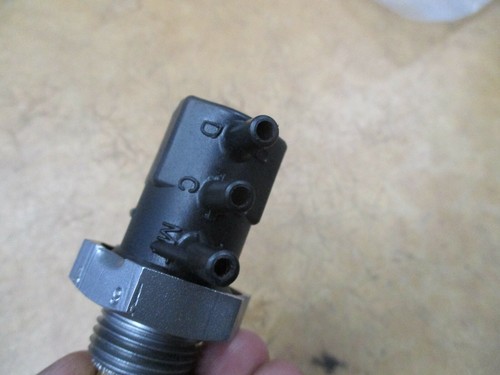 HOLDEN THERMAL VACUUM 3 PORT POLLUTION SWITCH TVS EGR HX HZ WB VB VC VH VK VL V8 - Imagen 2 de 5