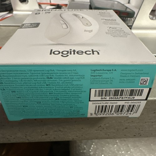 Logitech M650 Performance Silent Wireless Mouse - WHITE NEW Free Post - Picture 3 of 3