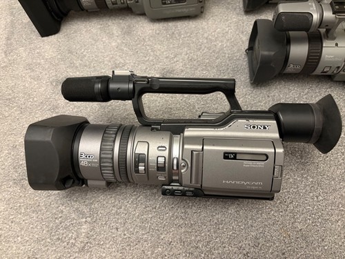 Sony DCR-VX Handycam - Bild 3 von 24
