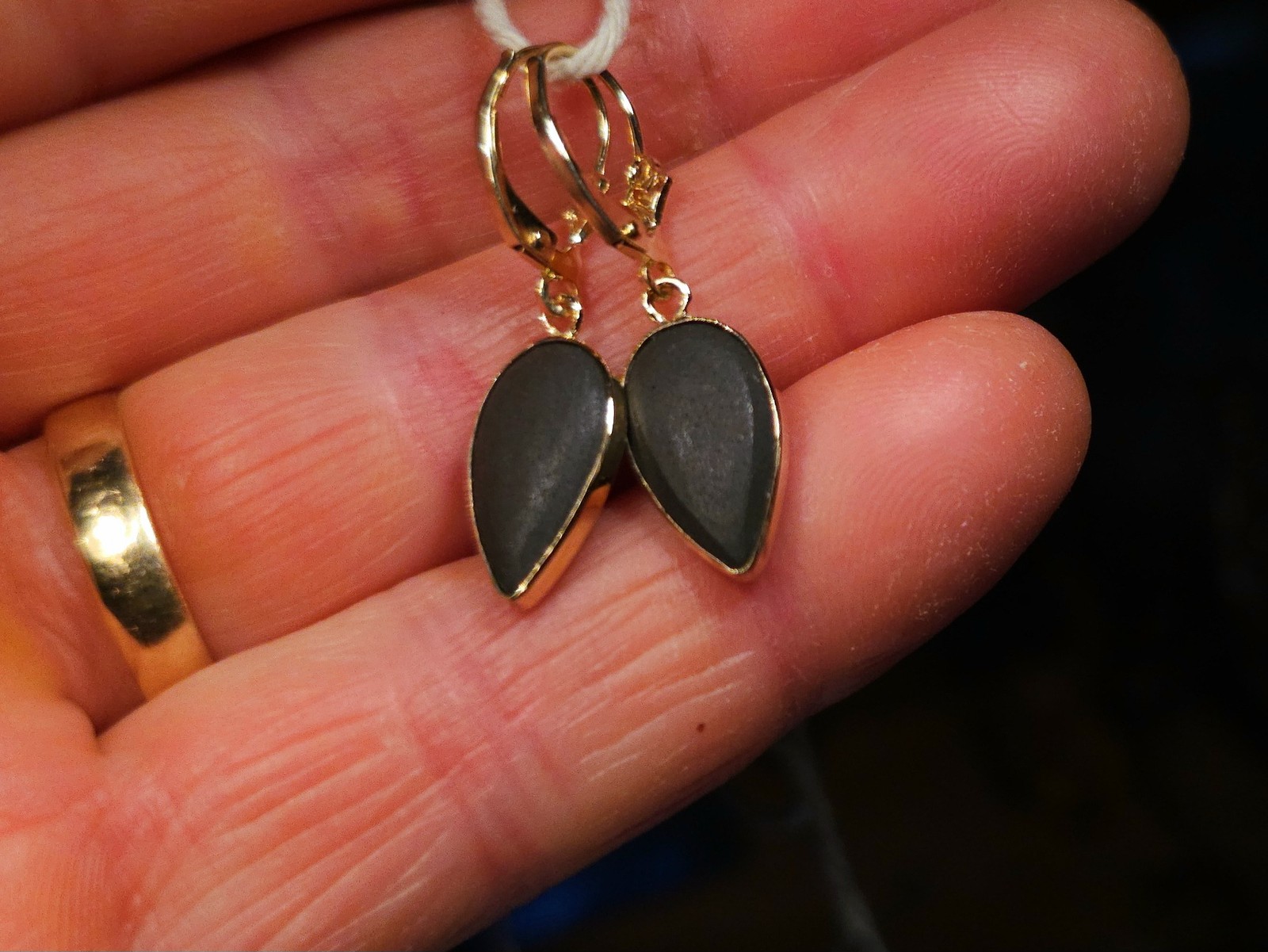 Picture 4 of 5