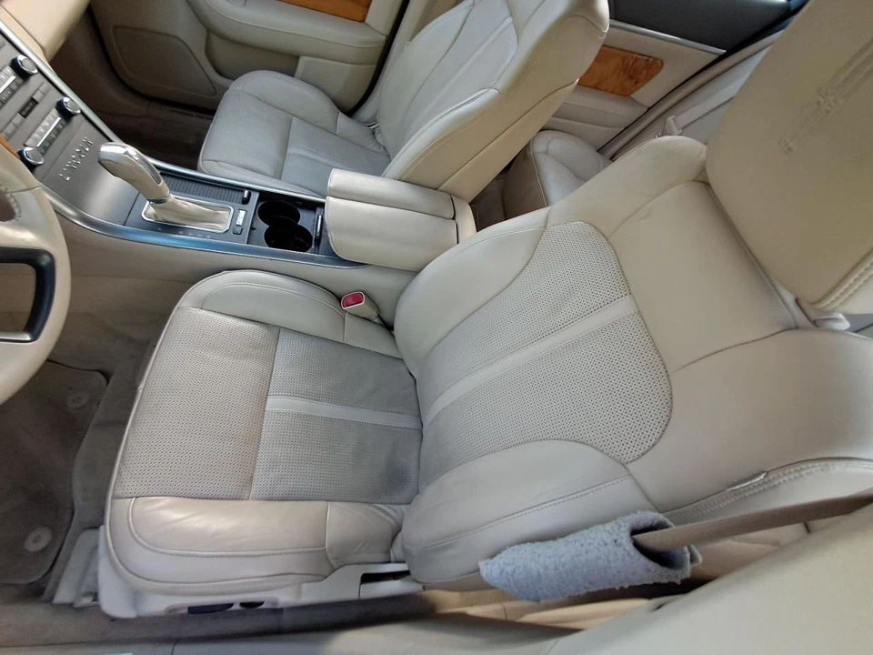 (LOCAL PICKUP ONLY) Driver Left Fender Fits 09-12 MKS 2654223 - Image 4 of 4