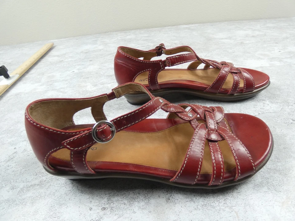 Zapato Dansko Mujer 10 Rojo Tiras Boho Confort Zapato Cuña Foto 2 de 4