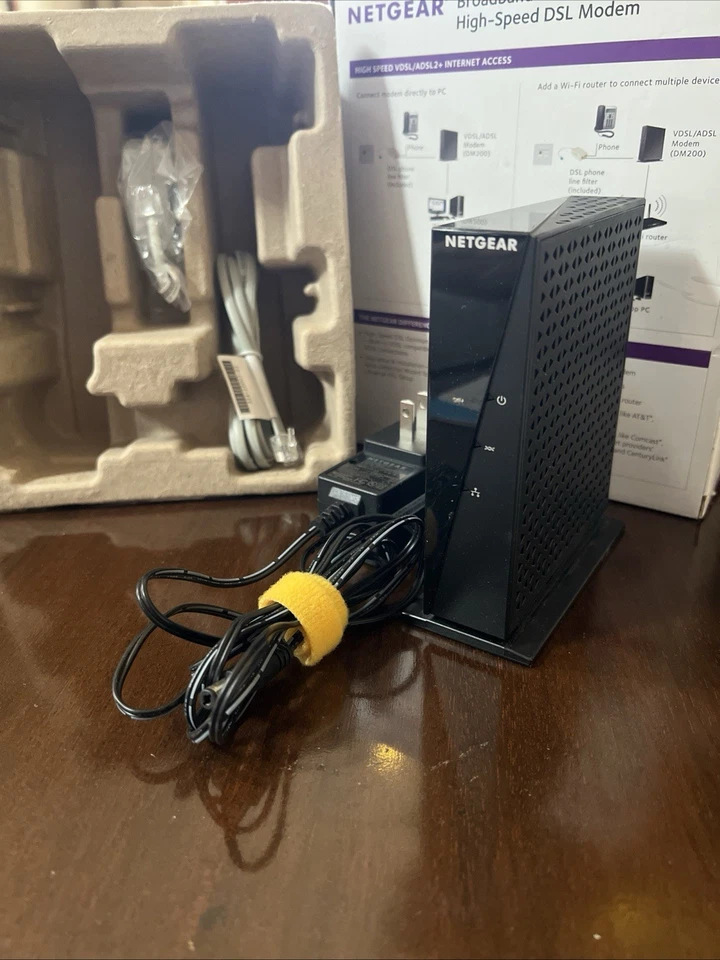 NETGEAR DM200-100NAS DSL VDSL High Speed Broadband Modem - Image 2 of 3