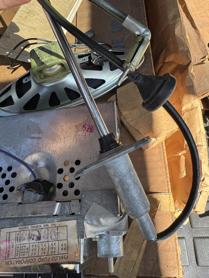 1968 Ford Falcon, Comet, Fairlane AM radio kit, NOS! C8DZ-18805-AA2 - Image 4 of 4