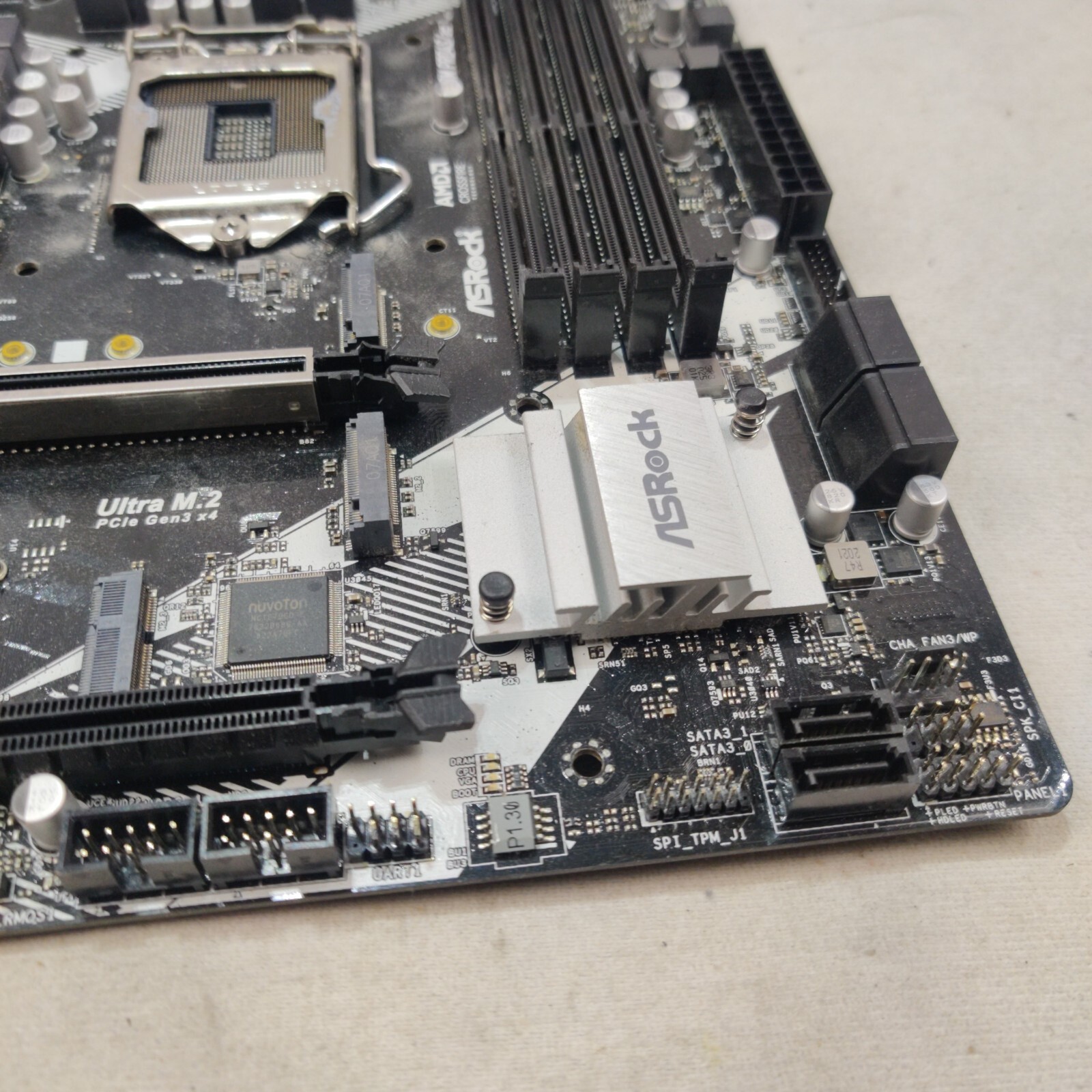 ASRock B460M PRO4S/ac Motherboard MATX Intel B460 LGA1200 DDR4