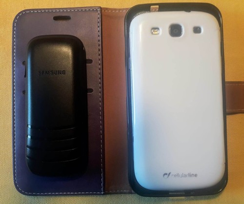 Smartphone Samsung Galaxy S3 Neo GT-I9301I Android + Handy Samsung GT-E1200 - Bild 2 von 3