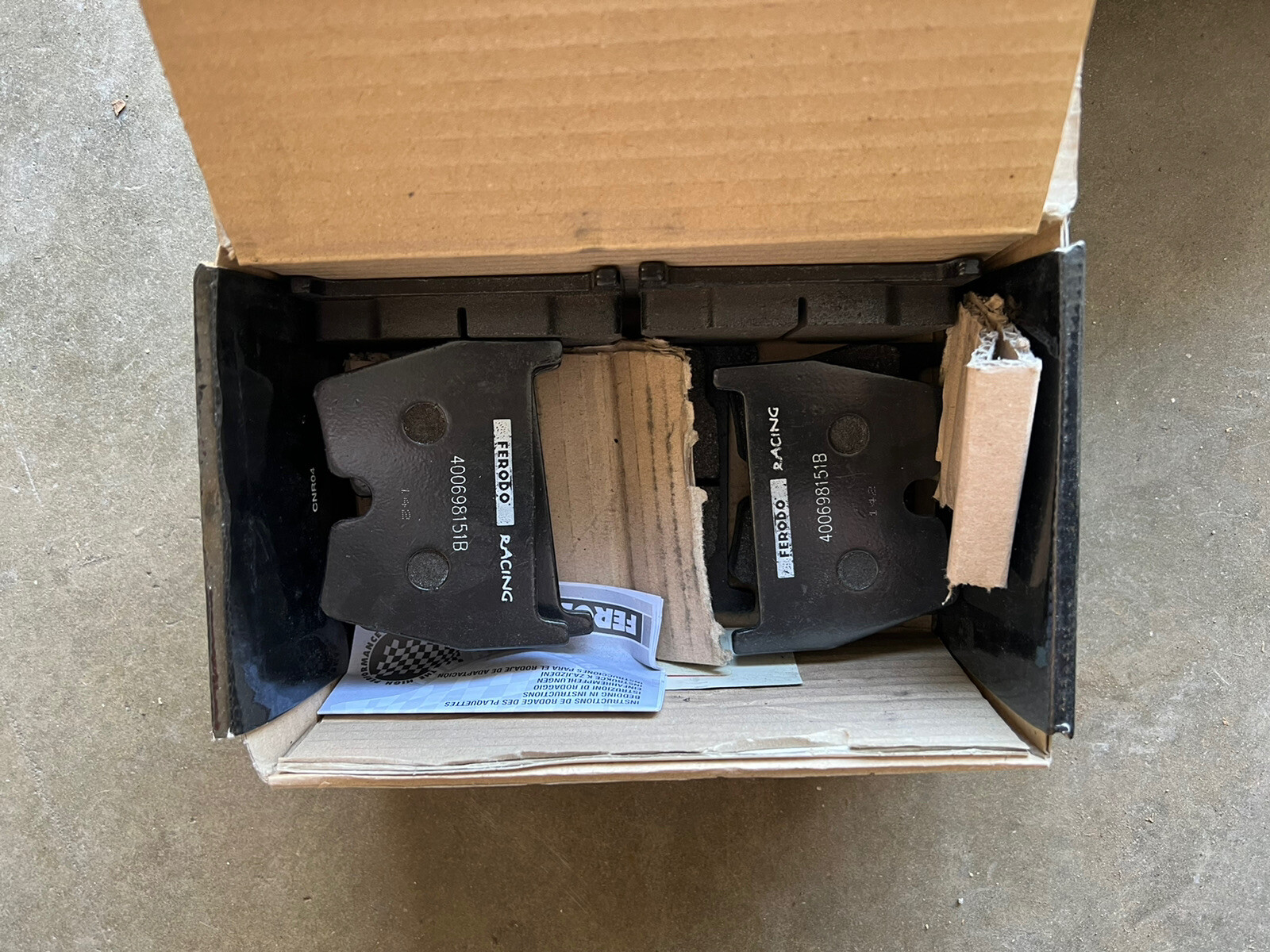 Lamborghini Gallardo Front Brake Pads NEW OEM Racing Compound 400698151b