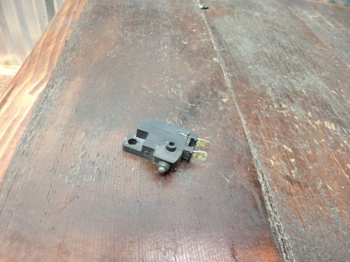 2000-2018 Honda CB CBR Clutch Switch Set 35335-MCJ-751 - Sun Coast Cycle Sports | Used Motorcycle Parts