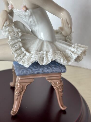 Figurina Lladro #5496 Bellissima Ballerina Riposo 6”H Lucida Come Nuova Scatola Originale. - Foto 5 di 13