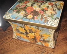 VTG Edward Sharp&Sons of Maidstone Kent Made in England Tin w/Lid Flower DESIGN