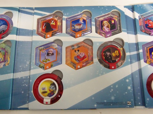 TARGET Exclusive Disney Infinity Album Series 1.0 w 30 Power Discs COMPLETE SET - Picture 6 of 10